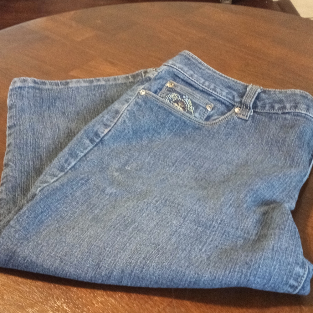 Venezia Jean Capris Size 18